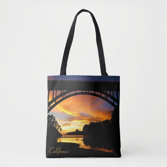 Orange California Coastal Sunset unterhalb der Brü (Vorderseite)