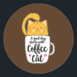 Orange Cat Coffee Niedlich Runder Aufkleber<br><div class="desc">Orange Cat Coffee Niedliche Geschenke. Perfektes Geschenk für Ihren Vater,  Mama,  Papa,  Männer,  Frauen,  Freunde und Familienmitglieder am Erntedank Tag,  Weihnachten,  Muttertag,  Vatertag,  4. Juli,  1776 Unabhängiger Tag,  Veteranen Tag,  Halloween,  Patrick's Day</div>