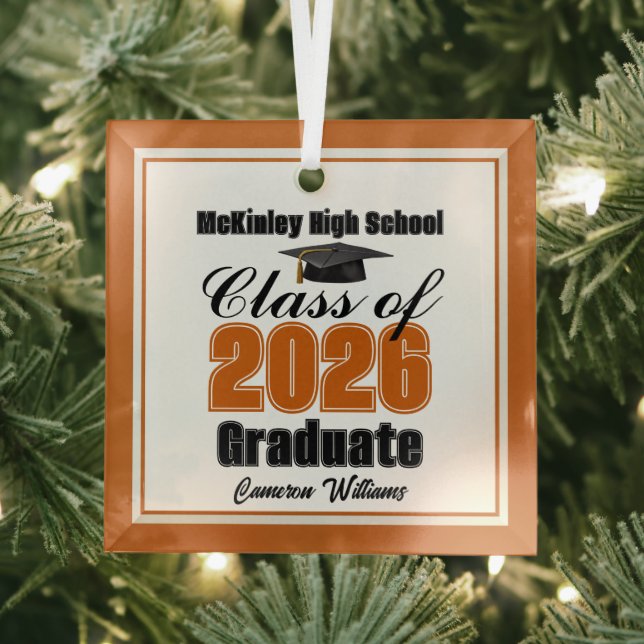 Orange Class of 2026 Graduation Custom Christmas Ornament Aus Glas (Insitu)