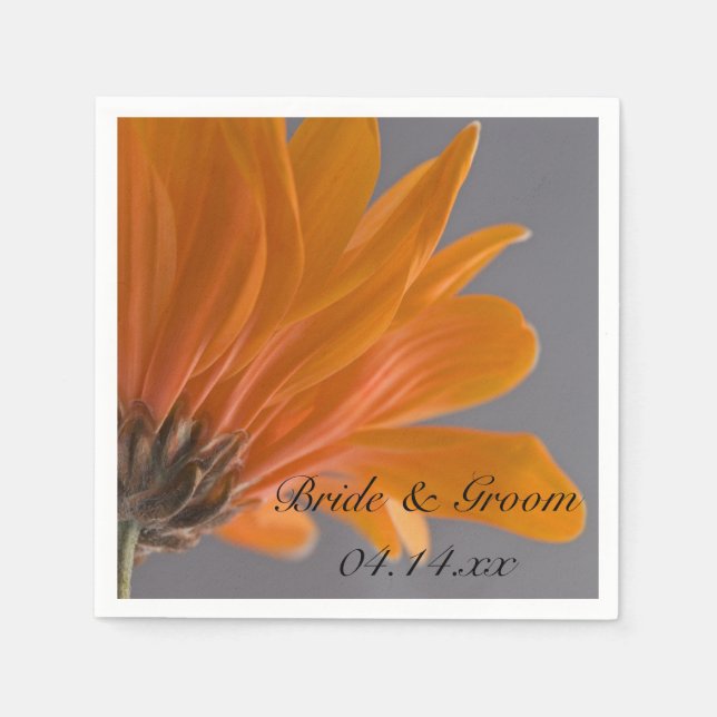 Orange Daisy on Gray Wedding Serviette (Vorderseite)