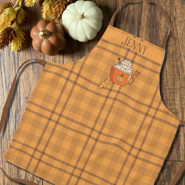 Orange Doodle Tasse Brown Ochre Tartan Muster Schü Schürze (Lovely fall apron with name featuring an ochre and brown Tartan pattern and a cute orange mug doodle)