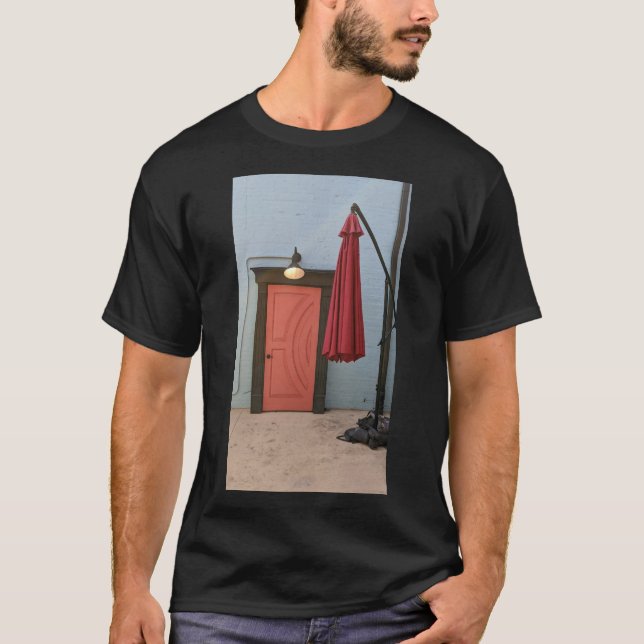 Orange Door Red Umbrella T - Shirt (Vorderseite)