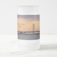 Orange Dusk Mackinac Bridge Mattierte Tasse