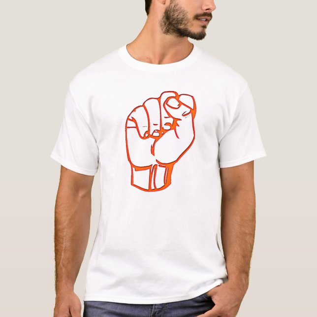 orange Faust, auf orange T - Shirt (Vorderseite)