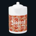 Orange Floral | BLESSED | Christliche Schrift<br><div class="desc">Feiern Sie Ihren Glauben und trinken Sie Ihr Lieblingsgetränk. Inspirationsbotschaft erinnert Sie daran, dass Sie im Namen Jesu gesegnet sind. Schrift bezieht Ephesianer 1:3 (gesegnet mit jedem spirituellen Segen). Alle vollständig anpassbar, sodass Sie mit Ihrem eigenen Lieblings-Scripturreferenz oder Text (z.B. Ihren Namen) personalisieren können. Dies wäre auch ein ideales Geschenk...</div>