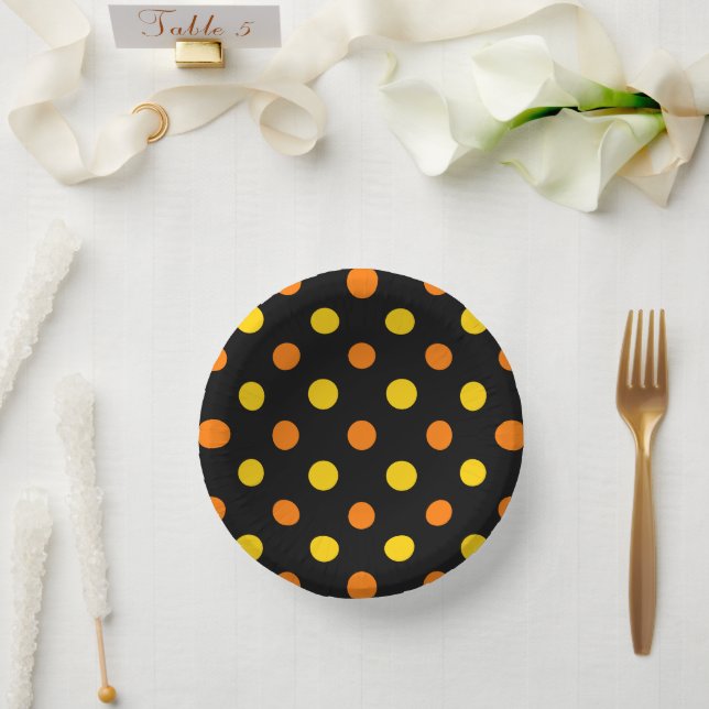 Orange Gelb auf schwarzem Punkte-Design  Pappteller (Hochzeit)