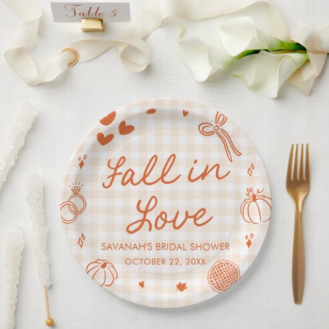 Orange Handgezeichnete Fall in Love Brautparty Pappteller (Hochzeit)