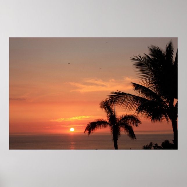 Orange Hawaiian Sunset Sky mit Vögeln und Palmen Poster (Vorne)
