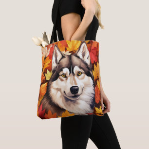 ORANGE HERBSTBLÄTTER & SIBIRISCHER HUSKY-HUND