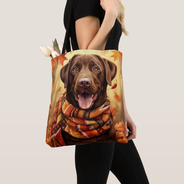 ORANGE HERBSTLAUBS CHOCOLATE LABRADOR RETRIEVER (Von Nahem)