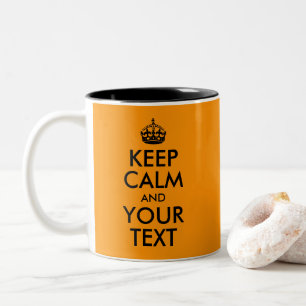 Orange Hintergrund Behalte Ruhe und Text Zweifarbige Tasse