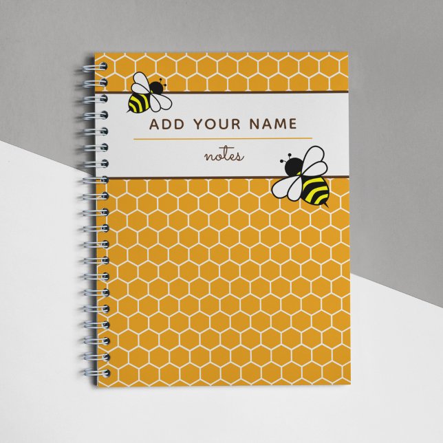 Orange Honeycomb Muster Bees Name Monogram Notizbuch (Von Creator hochgeladen)