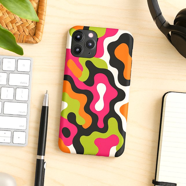 Orange Hot Pink Schwarz Amorphe Formen Kunstmuster iPhone Hülle (Von Creator hochgeladen)