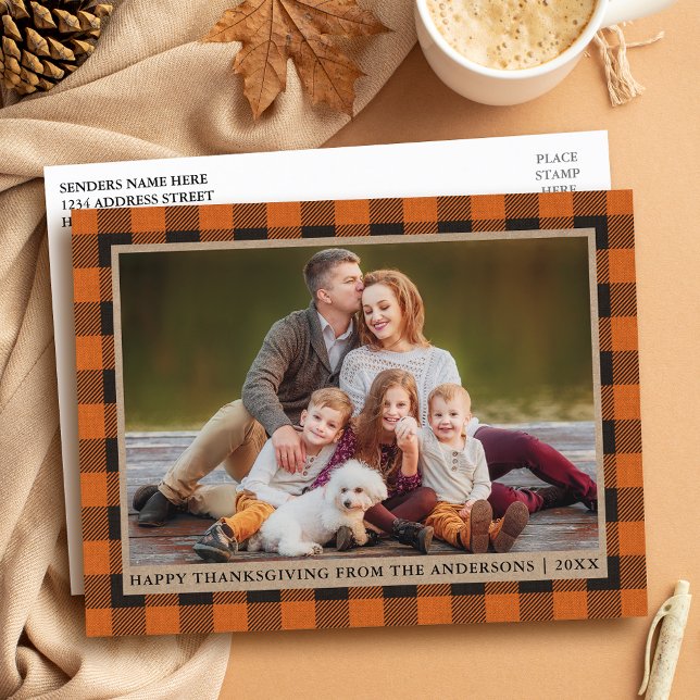 Orange Kariert Kraft Family Foto Happy Thanksgivin Postkarte (Customize to change text size or text style.)