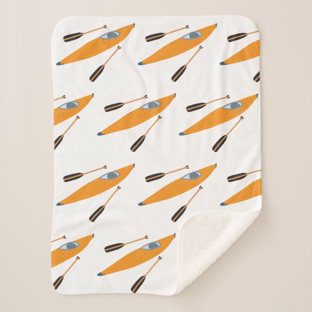 Orange Kayak mit Oars Sherpadecke (Vorderseite)