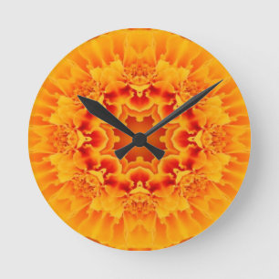 Orange Marigold Mandala  Runde Wanduhr