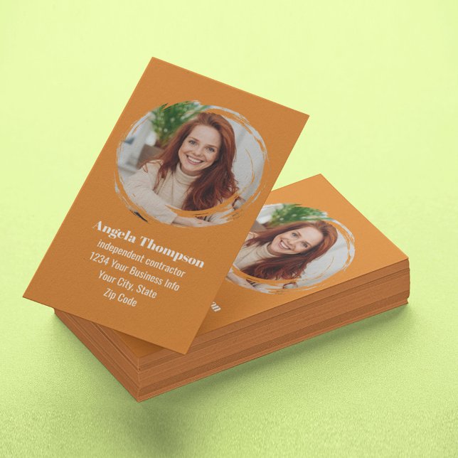 Orange Modern Foto QR-Code individuell Visitenkarte (Business card with orange theme and photo template.)