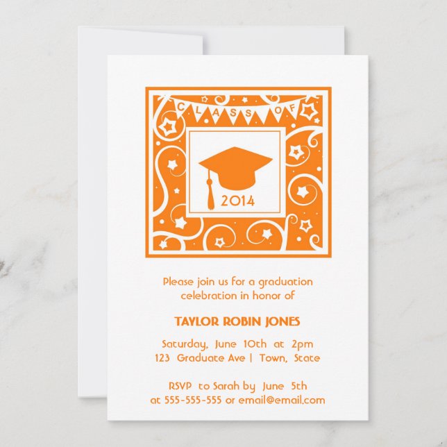 Orange Mortarboard Moderne Graduation Einladungen (Vorderseite)