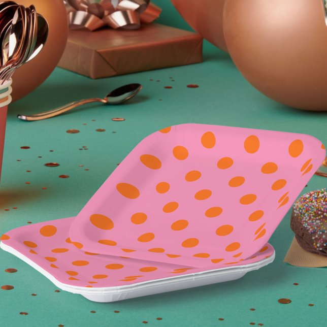 Orange on Pink Polka Dots Design Pappteller (Von Creator hochgeladen)