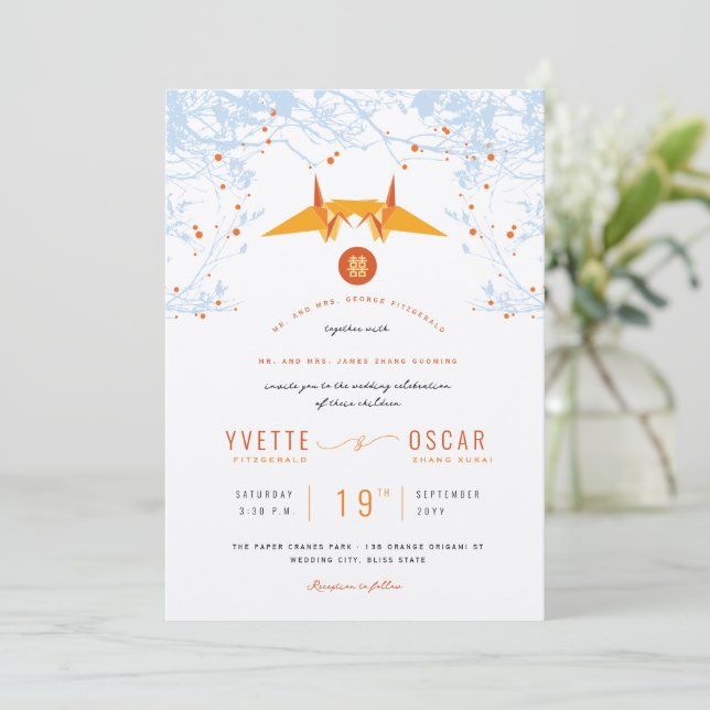Orange Origami Cranes & Liebe Quote Wedding Einladung (Stehend Vorderseite)