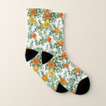 Orange Peony & Rose Floral Wedding Socken<br><div class="desc">Schöne Orangefarbene Rose und blumengeschmückte Hochzeitsfeiern mit üppiger Vegetation. Ideal für ein Blumenthema oder eine traditionelle weiße Hochzeit im Frühling oder Sommer. Passen Sie die Farbe und den Text an,  um diese Hochzeit einladen zu lassen!</div>