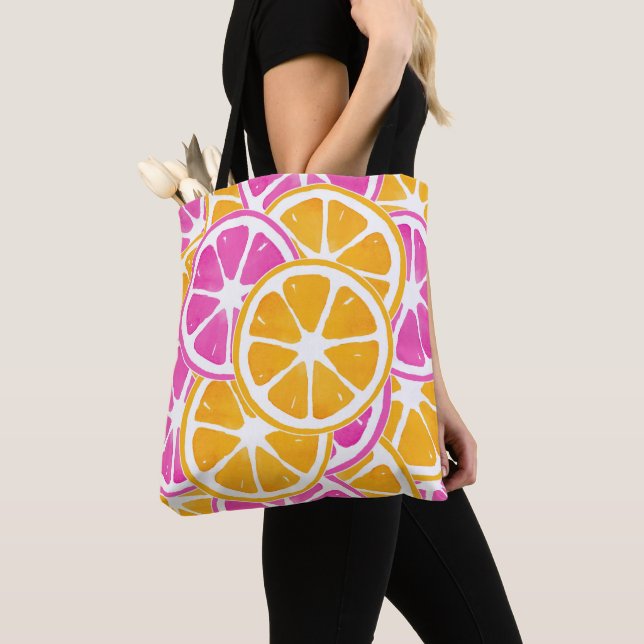 Orange Pink Citrus Slices (Von Nahem)