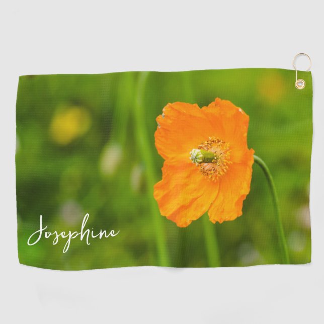 Orange Poppy Blume Foto auf grün mit Namen Golfhandtuch (Horizontal)