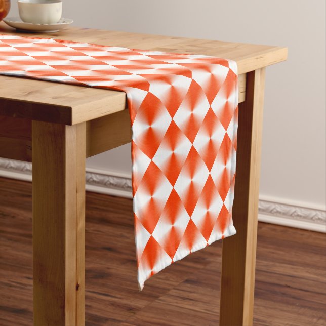 Orange Red Diamond Pattern Kurzer Tischläufer (Beispiel)