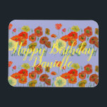 Orange Red Poppy Lila Happy Birthday Ladys Magnet<br><div class="desc">Orange Red Poppy Lila Happy Geburtstag Ladys Name Magnet. Eine sehr schöne Karte für jeden,  den du Liebe hast. Gib es aus irgendeinem Grund. Vielleicht ein Dankeschön,  ein Geburtstag oder Nur weil! Geschrieben und gemalt von mir aus einem meiner originalen Aquarellbilder.</div>