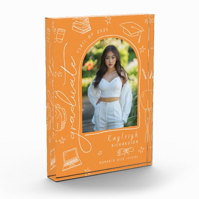 Orange Retro Hand Dragezeichneter Abschluss Foto B (Links)