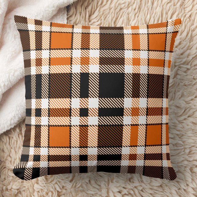 Orange Schwarz-weiß Flannel Tartan Muster Design Kissen (Von Creator hochgeladen)