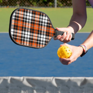 Orange Schwarz Weiß Kariertes Tartan Muster Design Pickleball Schläger
