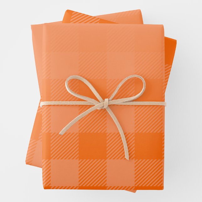 Orange Subtle Gradient w/ Peek-A-Boo Buffalo Plaid Geschenkpapier Set (Orange Subtle Gradient w/ Peek-A-Boo Buffalo Plaid Wrapping Paper Sheets)