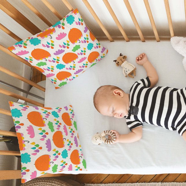 Orange Umbrellas with Clouds and Raindrops Kissen (Von Creator hochgeladen)