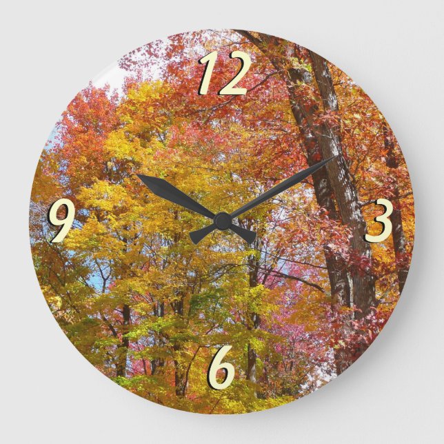 Orange- und Gelbfallbäume Herbstfotografie Große Wanduhr (Vorderseite)