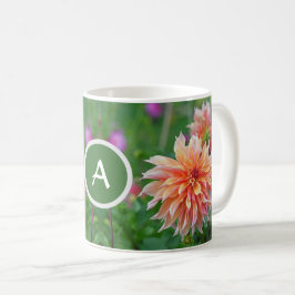 Orange und Pink Dahlia Blume Monogram Coffee Tasse