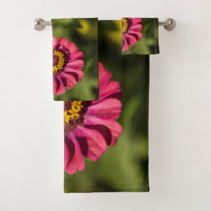 Orange und rosa Zinnien in Blüte Badhandtuch Set