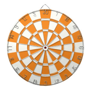 orange und weiß dartscheibe