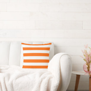 Orange und weiße große Vintage-Streifen Kissen