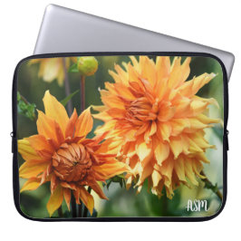 Orange & Yellow Dahlia Garden Blume Monogramm Laptopschutzhülle
