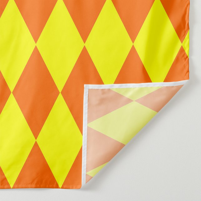 Orange Yellow Harlequin Checkered Design  Stoff (Von Creator hochgeladen)