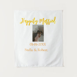 Orange yellow retro photo happily married couple wandteppich