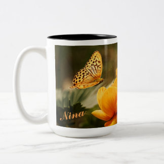 OrangeButterfly, orange Blumen Zweifarbige Tasse