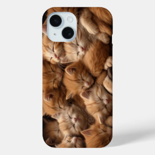 Orangefangene Kätzchen, die in einem Haufen schlaf Case-Mate iPhone Hülle