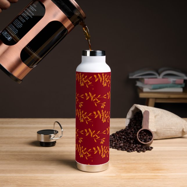 Orangefarbene Blätter der Silhouette auf rot Trinkflasche (Kaffee)