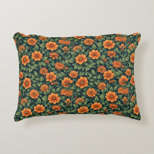 orangefarbene Blume, grüne Blätter, Blumenmuster,  Dekokissen