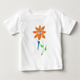 Orangefarbene Cartoon Blume mit Gesichtshaut Baby T-shirt