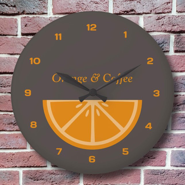 Orangefarbene halbe Uhr mit Zahlen (Orange Half-Slice Clock with Numbers)
