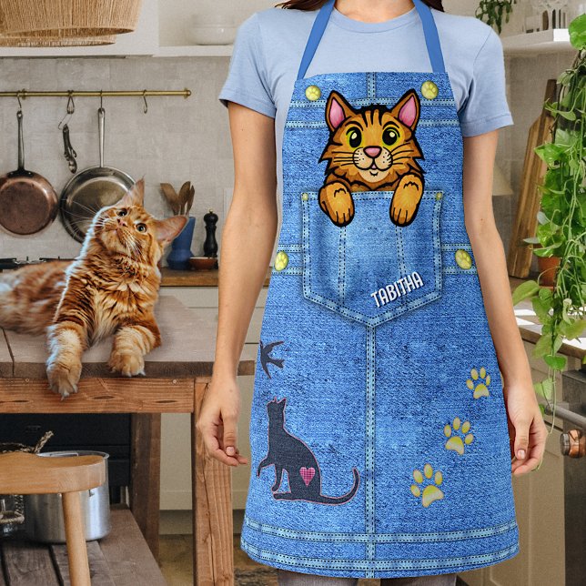 Orangefarbene Katze in Imitaten Denim Pocket mit I Schürze (Von Creator hochgeladen)