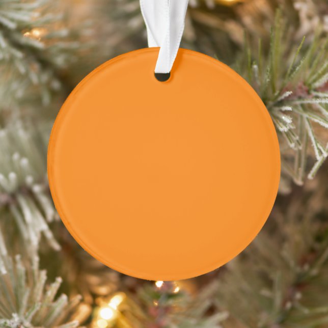 Orangefarbene Polster Ornament (Baum)